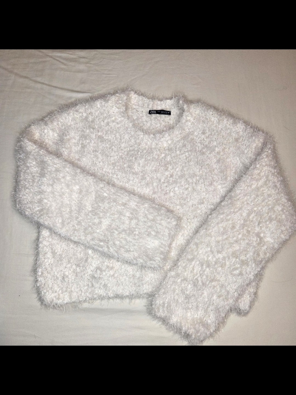 Zara Creamy White Fuzzy Crewneck Sweater Cozy